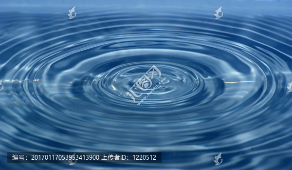 水