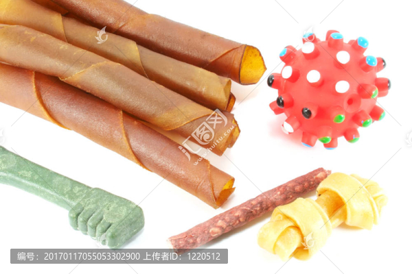 狗玩具和零食