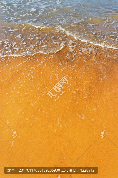海灘上的洪水