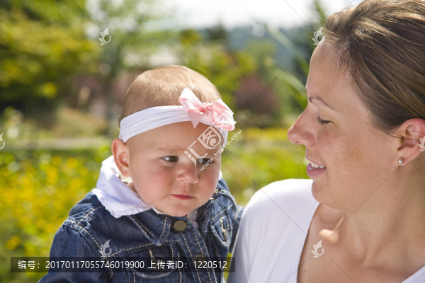 母親和女兒