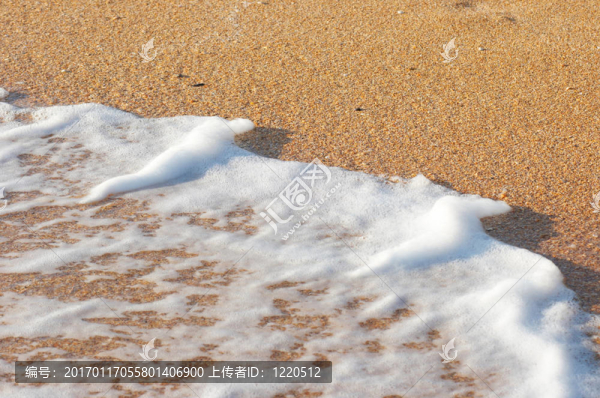 海浪的泡沫