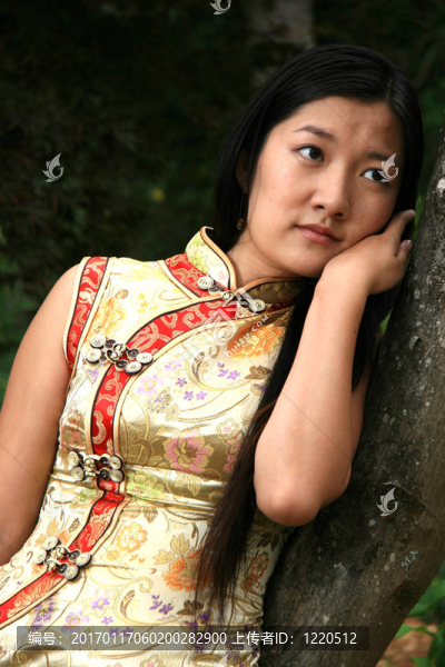 中國傳統(tǒng)女孩肖像