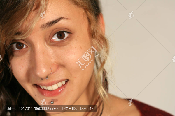 一個混血的年輕女人的肖像