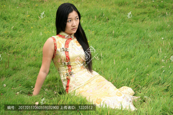 中國傳統(tǒng)女孩肖像