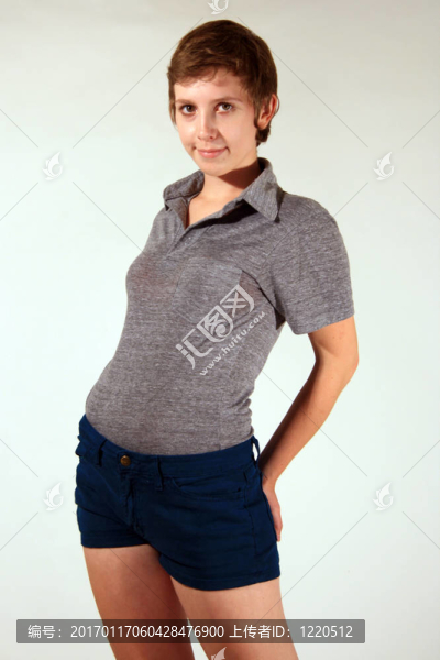 孤立的漂亮的年輕女人/女孩