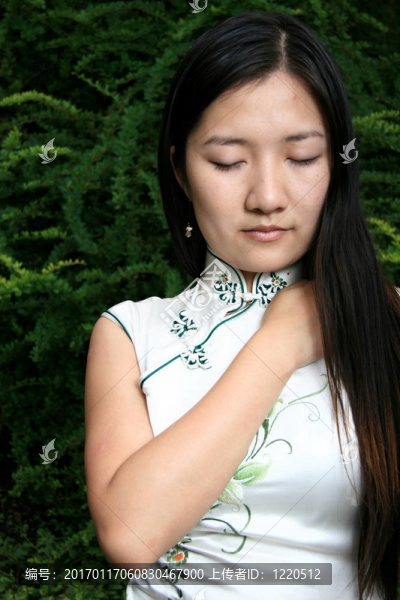 中國傳統(tǒng)女孩肖像