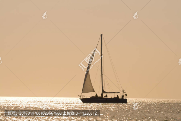 帆船