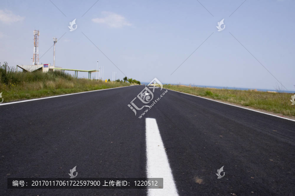 空蕩蕩的馬路