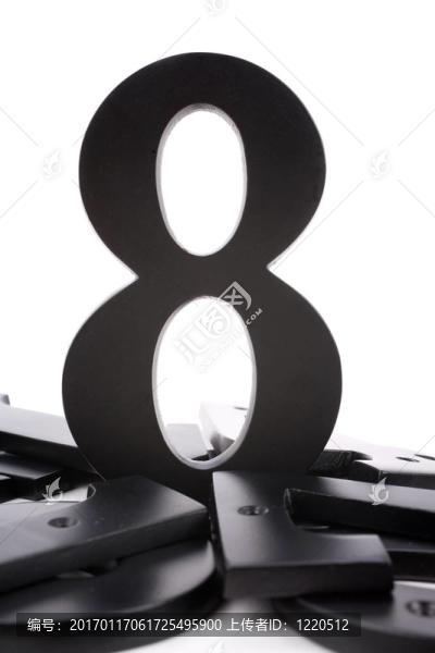 8號