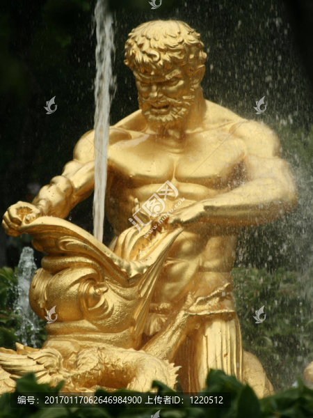 海神噴泉；Peterhof