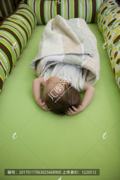 一個星期大的嬰兒