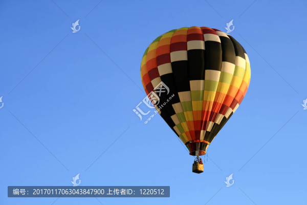 五顏六色的熱空氣氣球