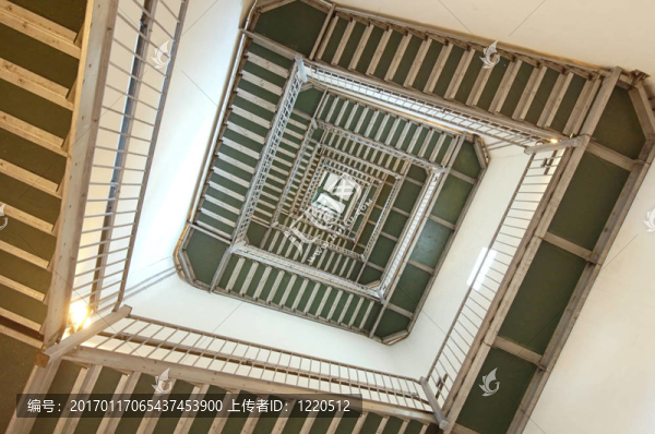 螺旋樓梯