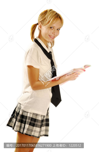 學(xué)校的女孩-匯圖網(wǎng) www.fosd68.com 學(xué)校的女孩