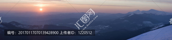 日出山全景