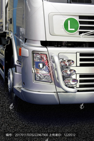 新的卡車