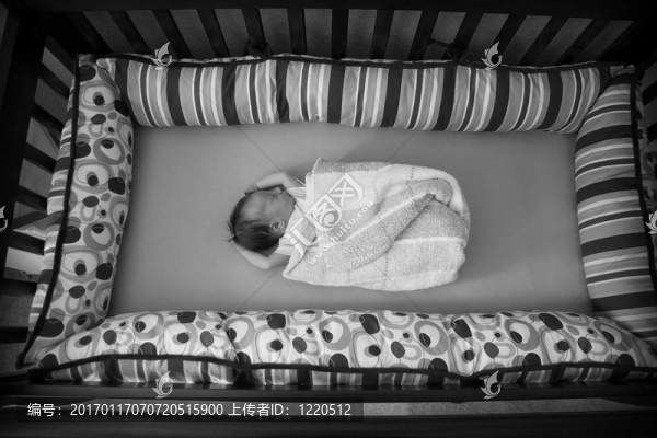 一個(gè)星期大的嬰兒