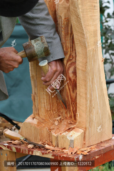 木雕刻工匠