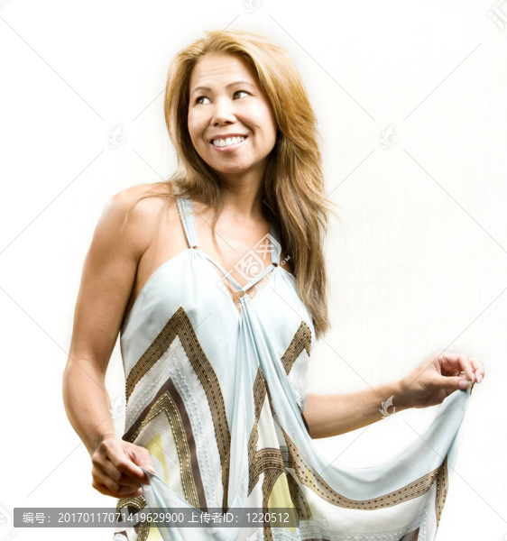 白人背景的種族婦女