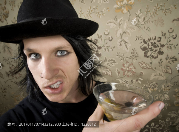馬蒂尼與Young,Man