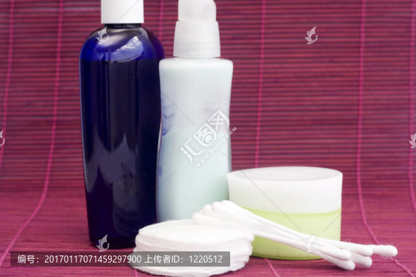 棉簽和化妝品