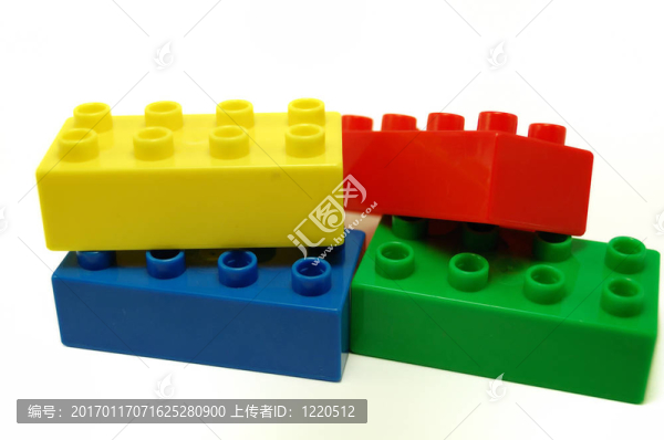 玩具搭積木