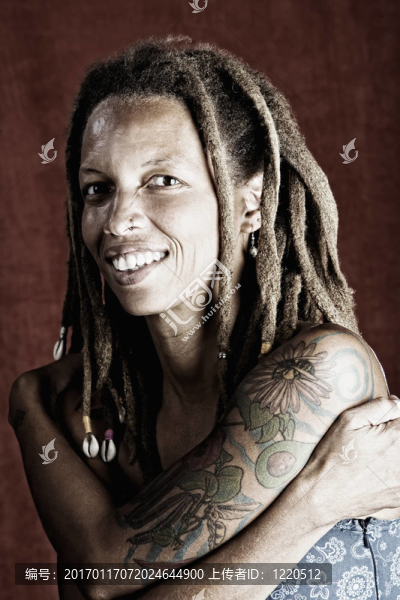 女人的發(fā)髻-匯圖網(wǎng) www.fosd68.com 女人的發(fā)髻