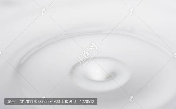 滴奶
