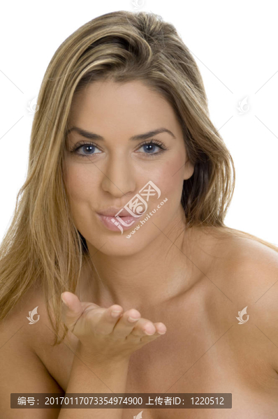 性感的女士給飛吻