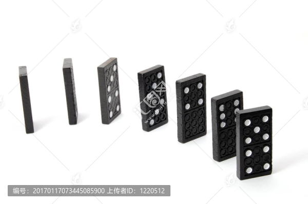 多米諾