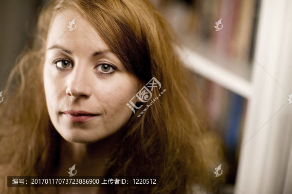 一個(gè)漂亮女人的肖像