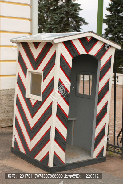 黑白條紋哨兵盒