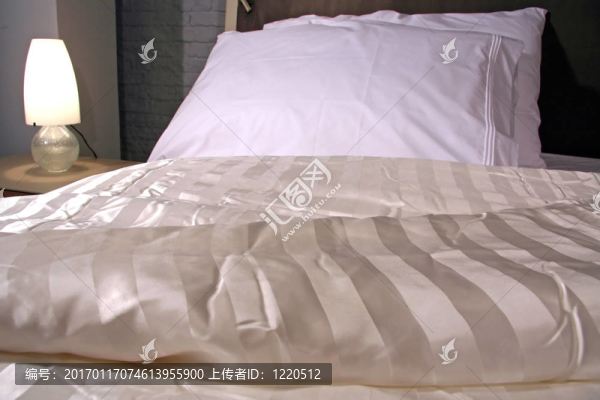 豪華現(xiàn)代室內(nèi)臥室設(shè)計