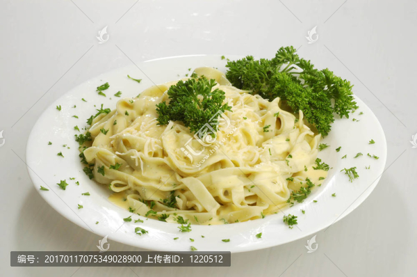 奶酪醬意大利面