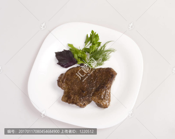 煎牛排配香草