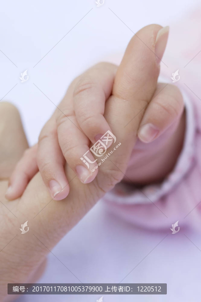 嬰兒的手
