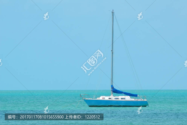 Sailboat。