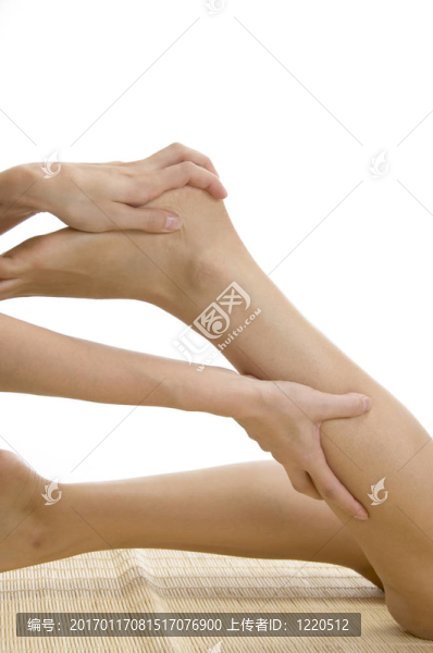 美容師做足療