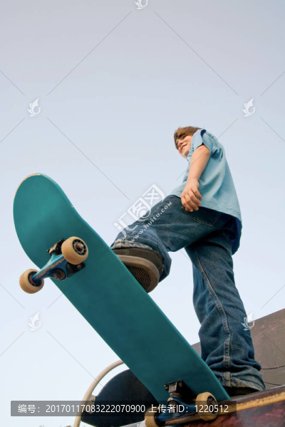 少年滑板
