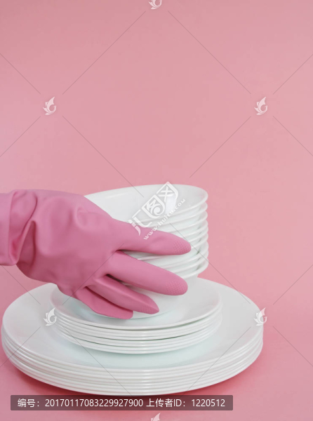 白色的盤子