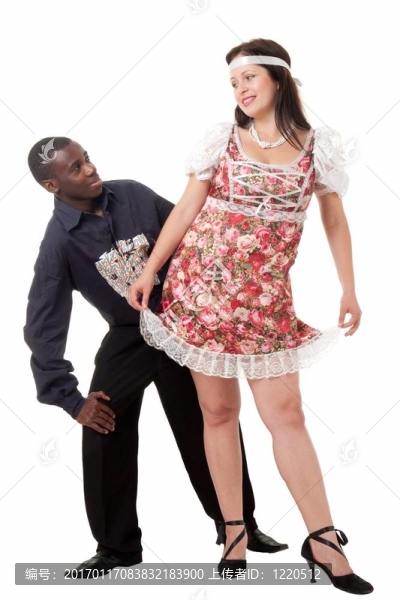 黑人男人和白人女人