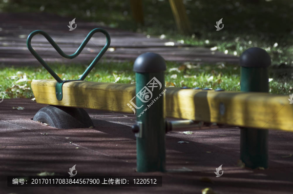 在公園的一個蹺蹺板的細節(jié)