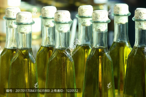 瓶裝橄欖油