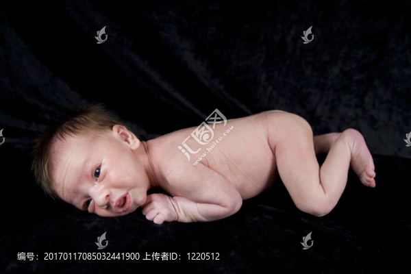 一個星期大的嬰兒