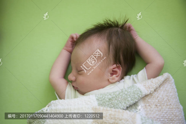 一個星期大的嬰兒
