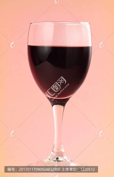 紅葡萄酒和非洲菊