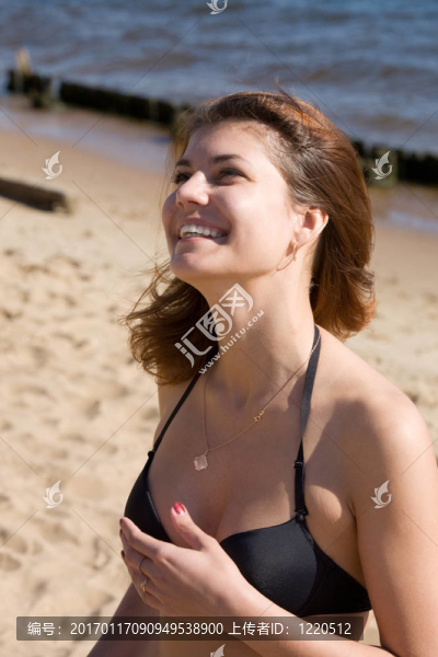 微笑的女孩