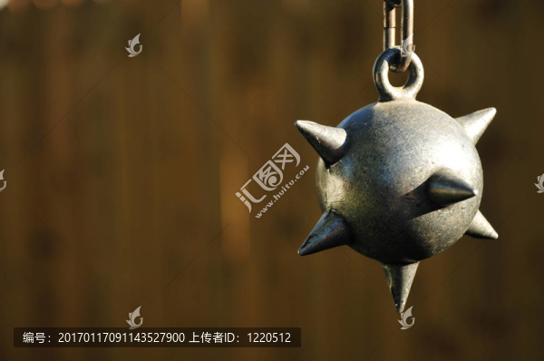 球和鏈棕色