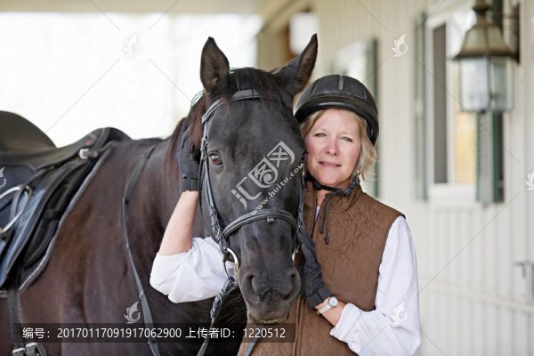 女人和她的馬