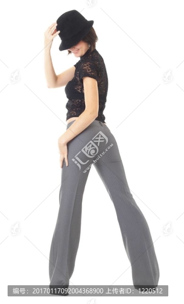 戴帽子的女人